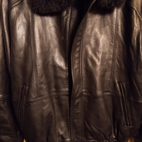 Ferrara black jacket coat fur collar - Picture 3 of 6
